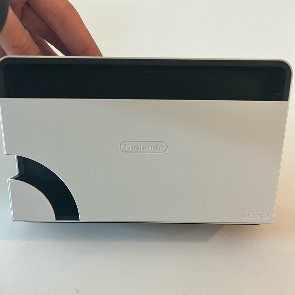 Near Mint Nintendo Switch OLED Video Game Console - Picture 2 of 7